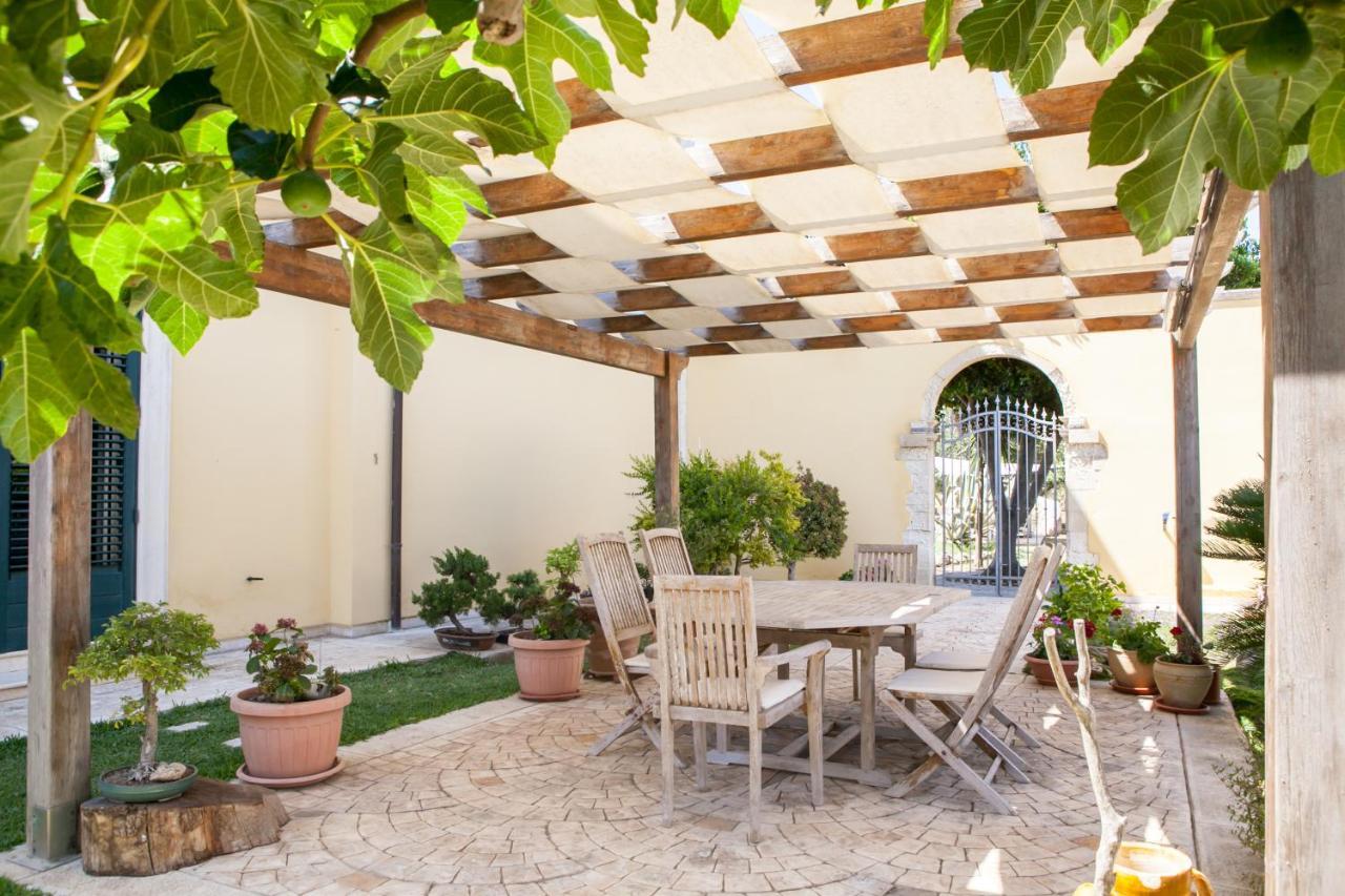 B&B I Tre Ulivi Salice Salentino Exteriör bild