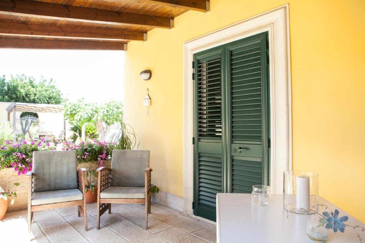 B&B I Tre Ulivi Salice Salentino Exteriör bild