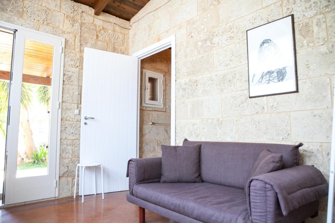 B&B I Tre Ulivi Salice Salentino Exteriör bild