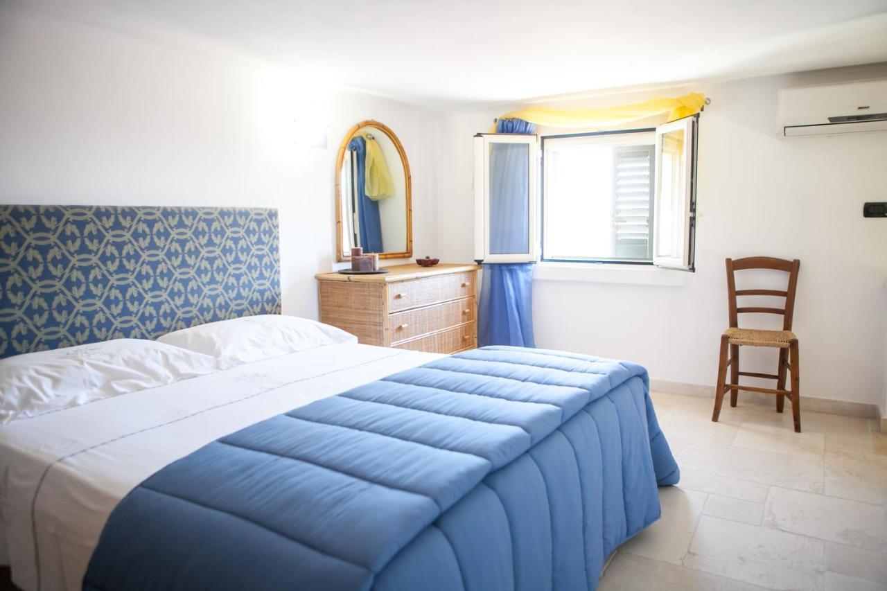 B&B I Tre Ulivi Salice Salentino Exteriör bild
